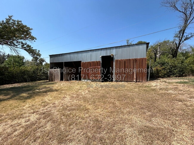 Building Photo - 1516 Oakridge Ct W