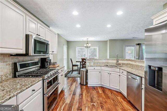 Building Photo - 2152 Marne Glen