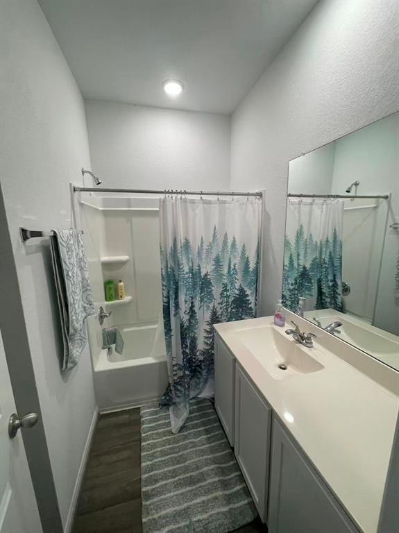 Building Photo - 141 Mammoth Dr