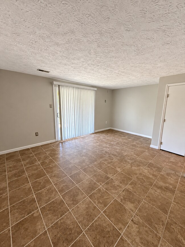 Building Photo - 3340 Garrison Cir