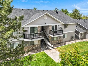 Building Photo - Lakeview Apartment Homes
