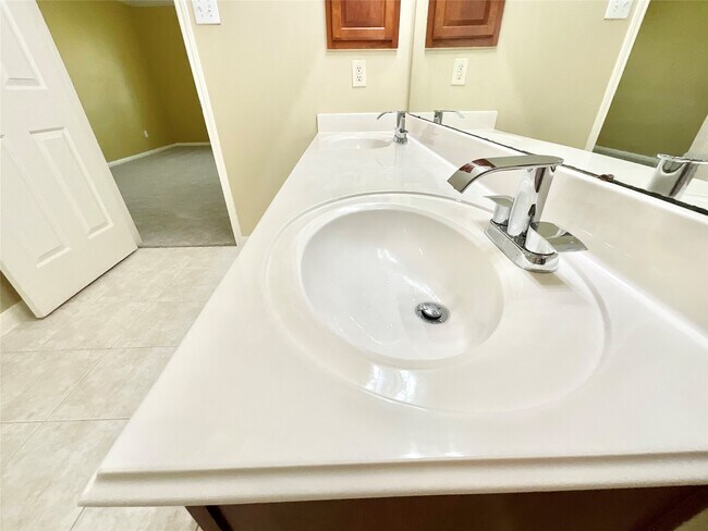 Building Photo - 17607 W Copper Lakes Dr