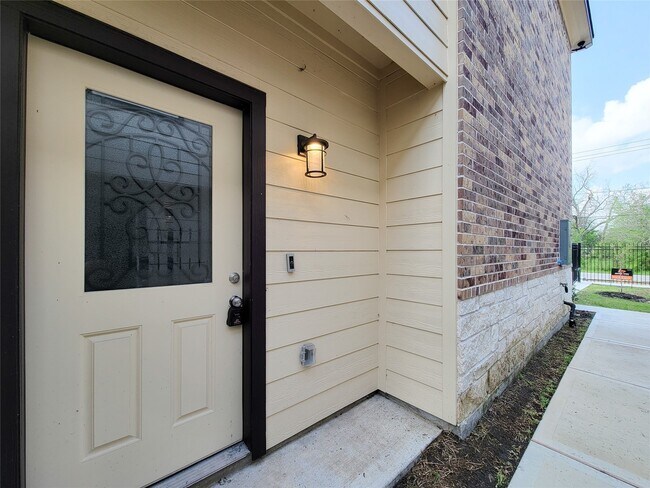 Building Photo - 4514 Maggie St