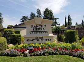 Building Photo - Rancho Sierra