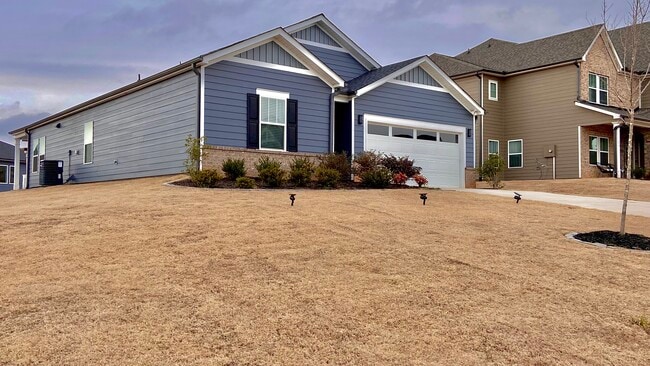 Building Photo - 178 Redcroft Dr