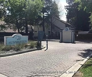 Building Photo - 1068 Summerplace Dr