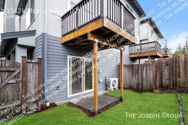 Building Photo - 15624 Meadow Rd