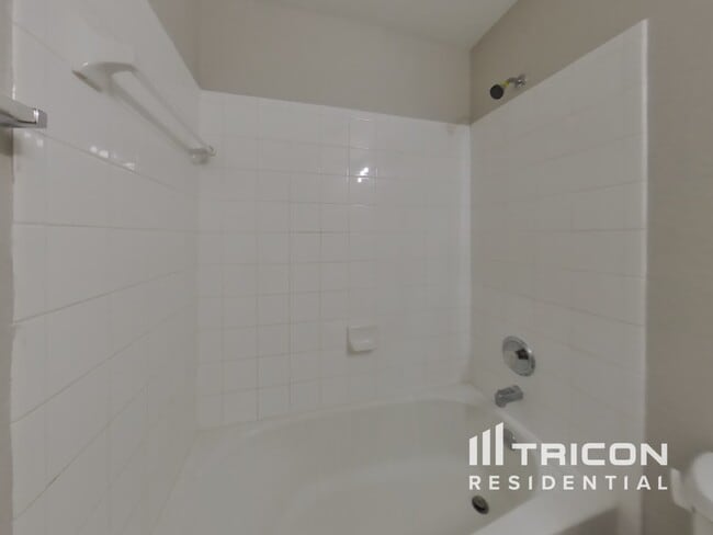 Building Photo - 18103 Mossy Creek Ln