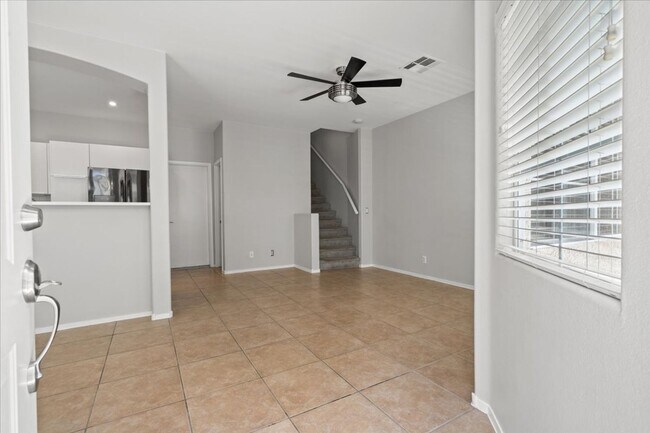 Building Photo - Contemporary 3 Bedroom Townhouse in Gated Community