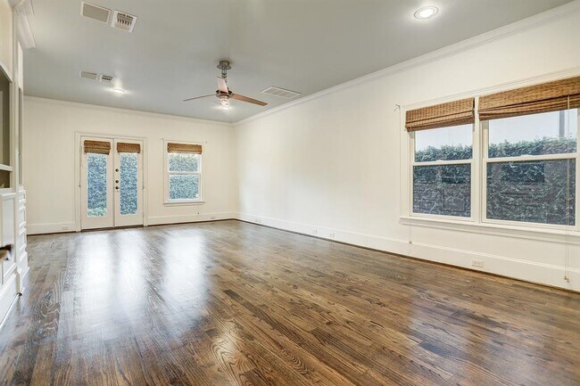 Building Photo - 7711 Pine Ridge Terrace Rd