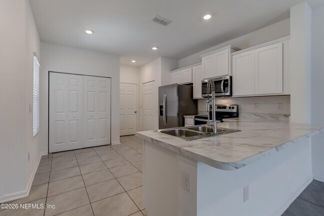 Building Photo - 3986 Haymon Ave