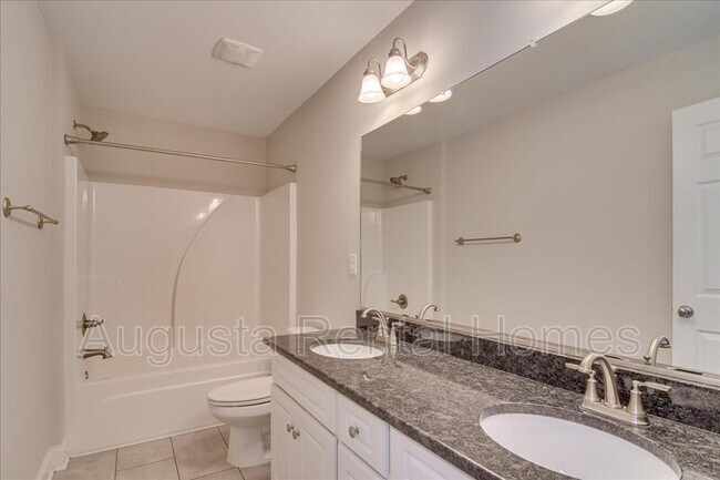 Building Photo - 33 Ashton Pointe Dr