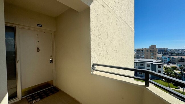 Building Photo - Furnished Beach Front Condo!! Enjoy Costal...
