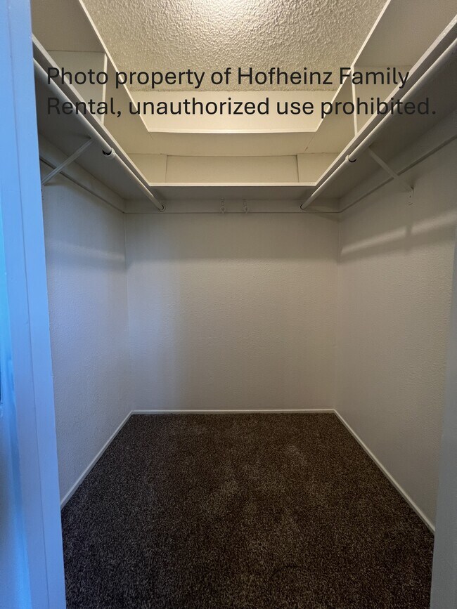 Building Photo - 6632 Markley Way