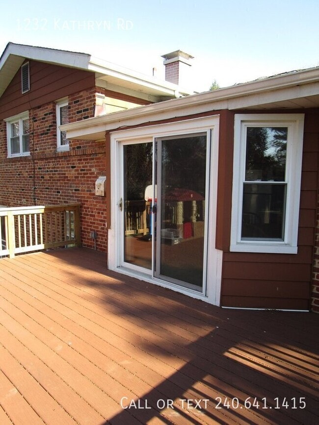 Building Photo - 1232 Kathryn Rd