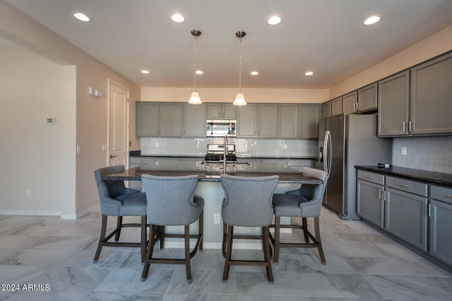 Building Photo - 5653 S Winchester