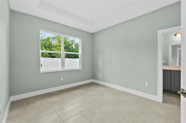 Building Photo - 13 Karas Trail