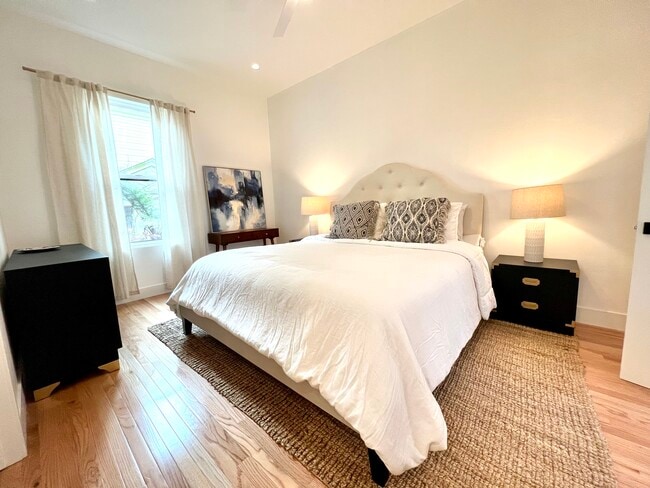 Building Photo - 1112 Tomato Aly