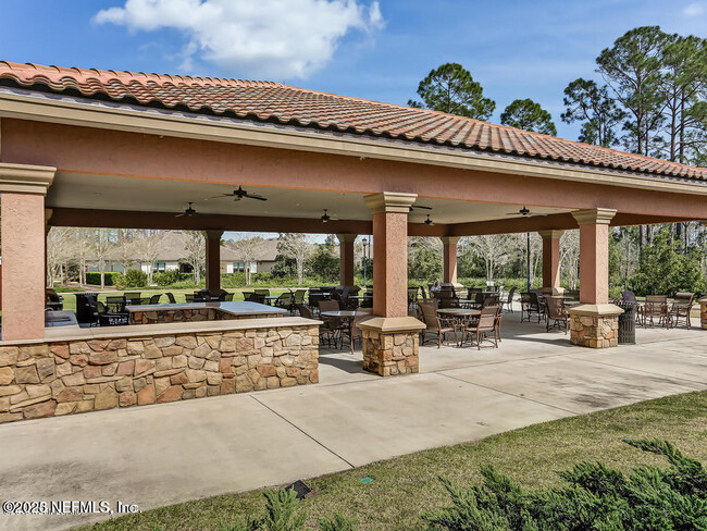 Building Photo - 80 Covered Creek Dr