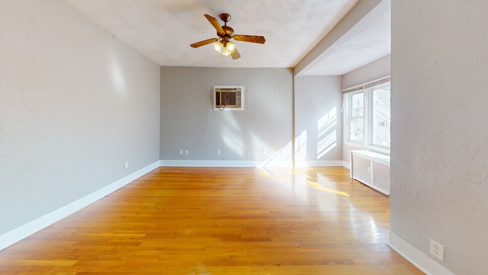 Building Photo - 50 Plymouth St