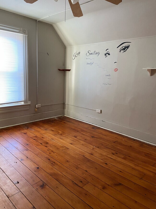 Building Photo - ELM STREET HOUSE