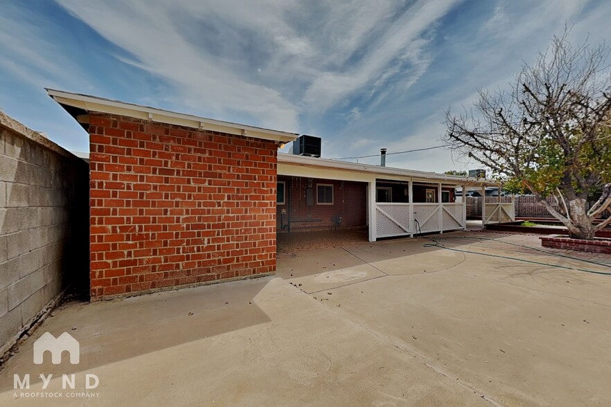 Building Photo - 6314 N 30th Dr