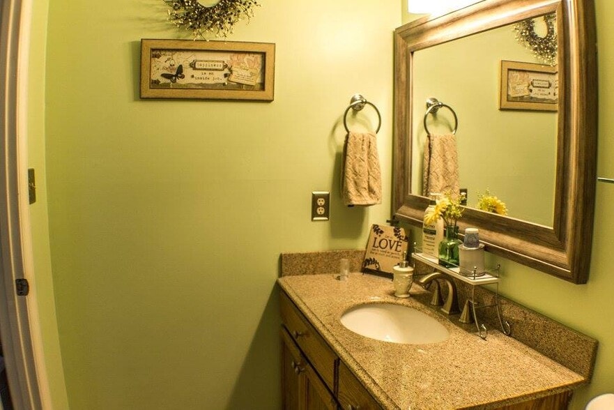 Building Photo - 507 Woodland Park Cir