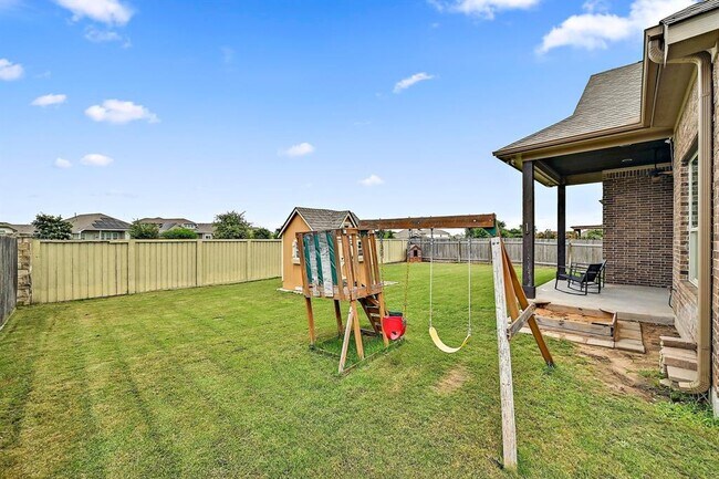 Building Photo - 109 Hedgerow Ln