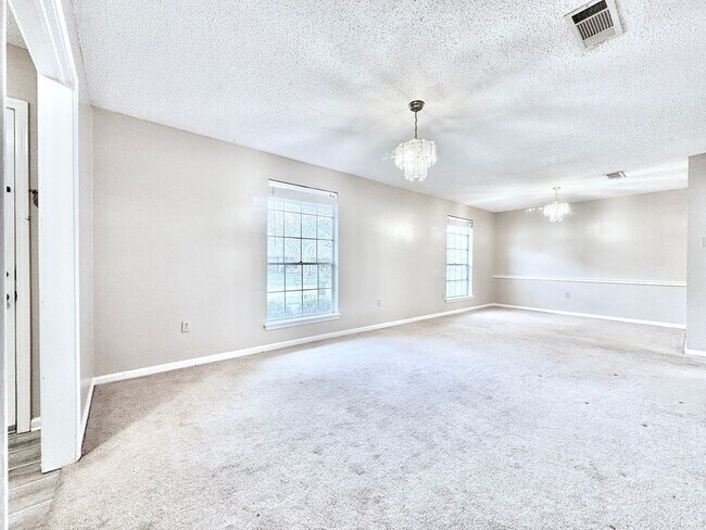 Building Photo - Beautiful Sherwood Oaks 3BR/2BA Home With Patio, Carport & Security Features!