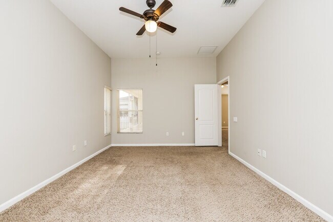 Building Photo - 25150 Lexington Oaks Blvd