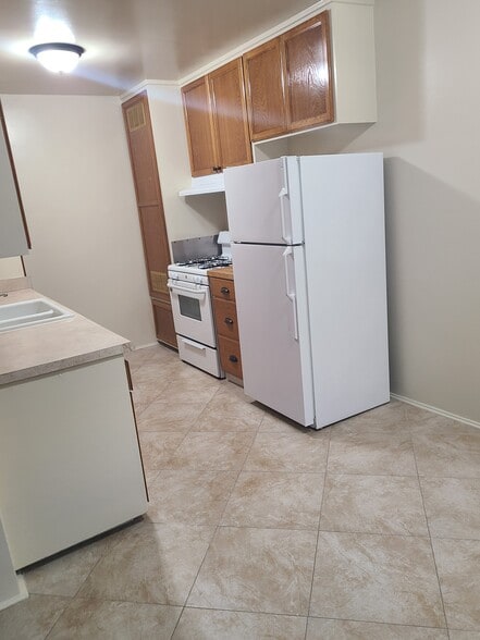 Building Photo - 2414 Hadley Ln