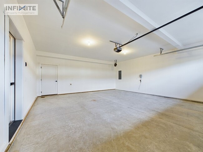 Building Photo - 602 Relentless Dr