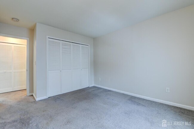 Building Photo - 58 Tanglewood Ct