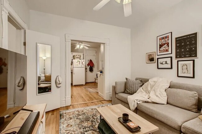 Building Photo - 1629 W Julian St