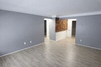 Building Photo - 3846 E 189th St