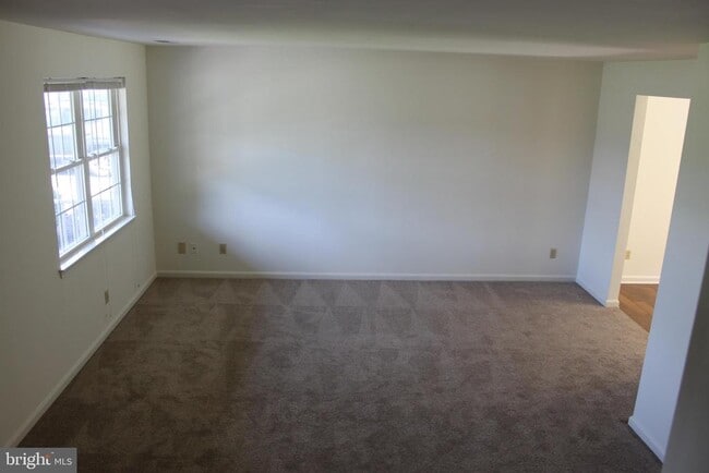 Building Photo - 14128 Timothy Dr