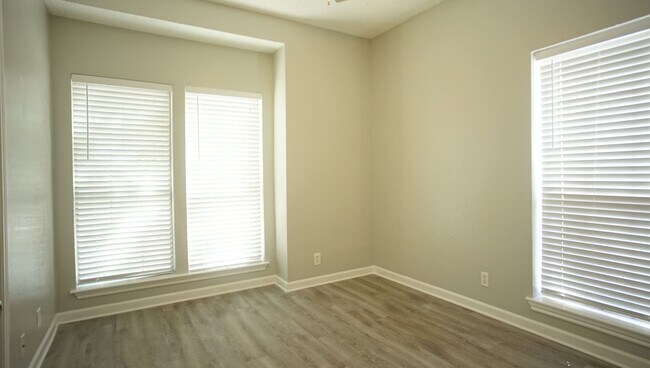 Building Photo - PRELEASE 8/15/2025 2/2 with Large Private Patios