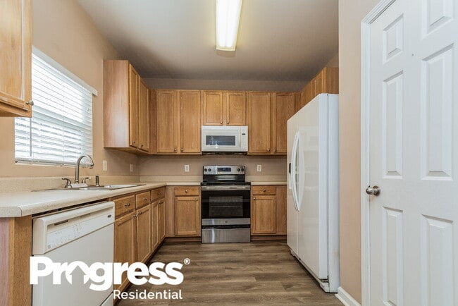 Building Photo - 817 Laurens Way
