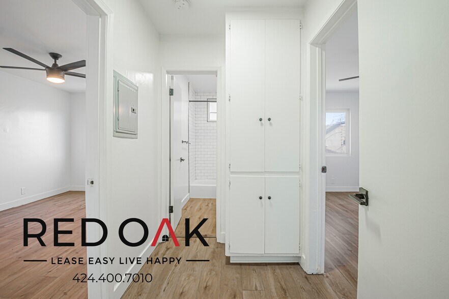 Building Photo - 340 W 87th St