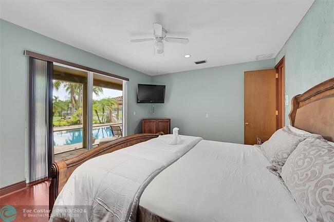 Building Photo - 4200 Coral Hills Dr