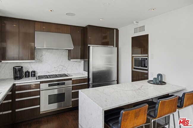 Building Photo - 720 Huntley Dr