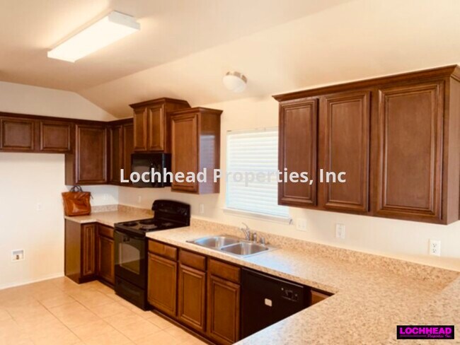 Building Photo - 2515 Wynngate Dr