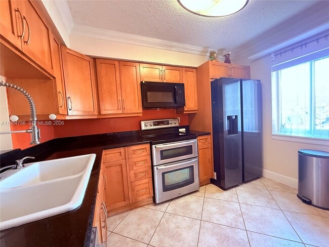 Building Photo - 14832 SW 91st Terrace