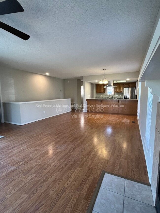 Building Photo - 3213 Cardinal Creek Cir