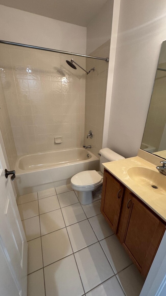 Building Photo - 430 Amador Ln