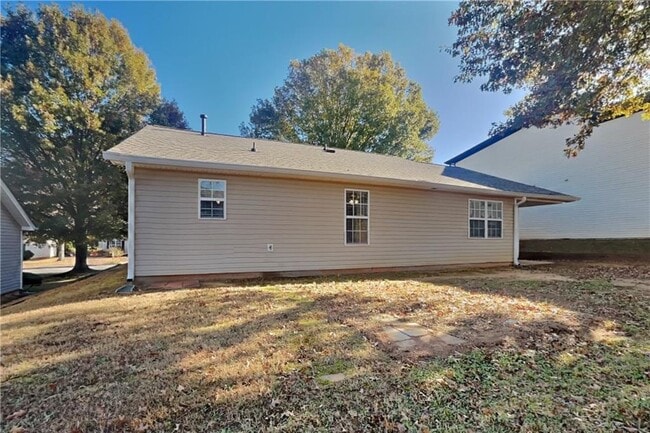 Building Photo - 780 Ashland Park Way SE