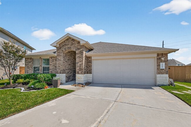 Building Photo - 15202 Davan Springs Dr