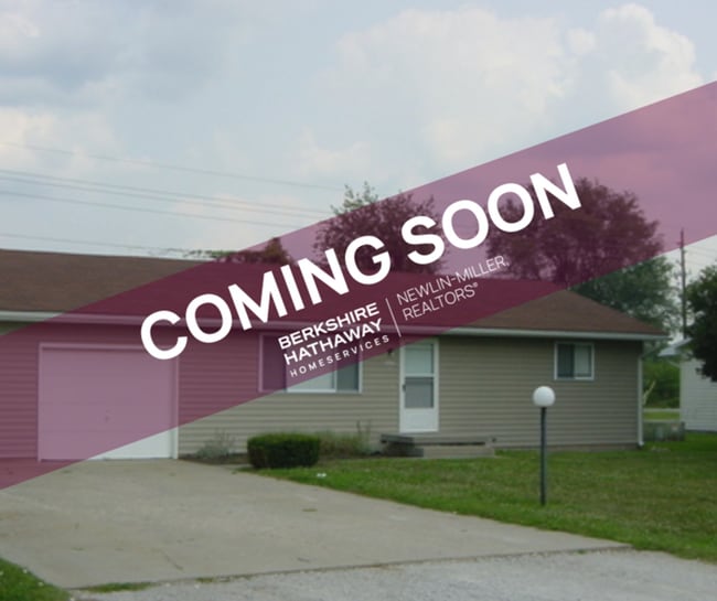 Primary Photo - 2 Bedroom Duplex with Attached Garage