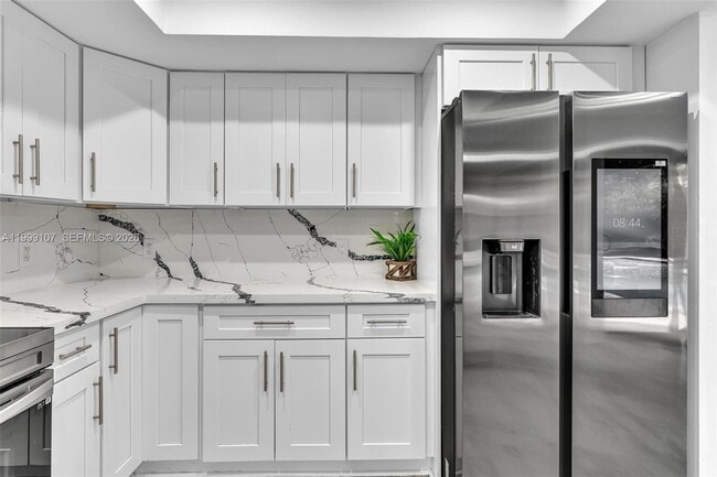 Building Photo - 17532 NW 61st Ct N