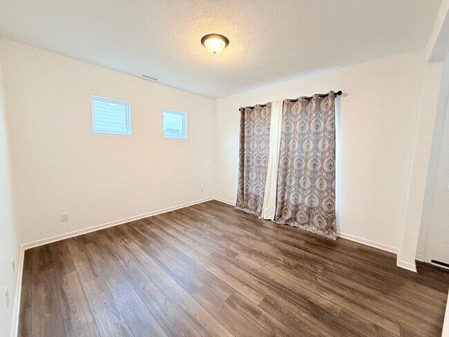 Building Photo - 4195 Risen Star Way